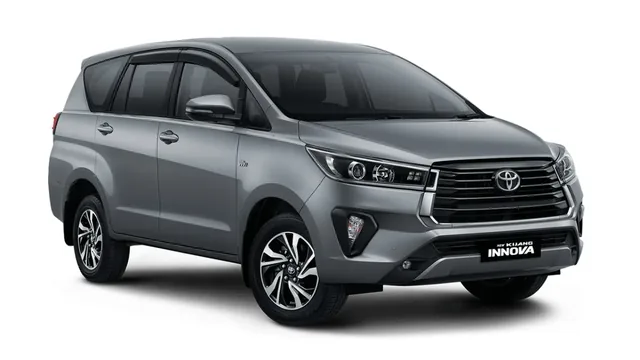 Toyota Innova Reborn untuk rental mobil Kemuning Trans